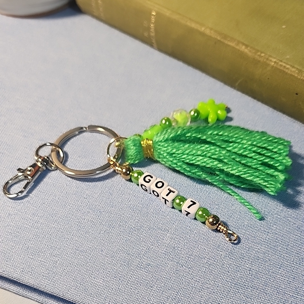 🎤Kpop Inspired Got7 Keychain